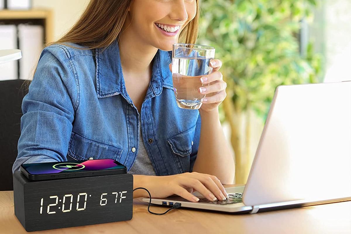 Digital Alarm Clock Wooden Table Desk Bedside LED Clock with Wireless Charger -Light Wood - Image 2