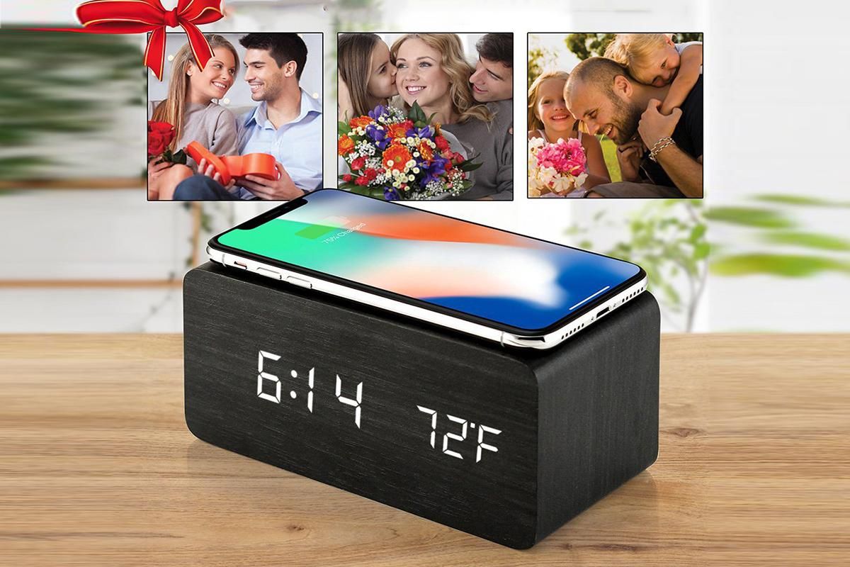 Digital Alarm Clock Wooden Table Desk Bedside LED Clock with Wireless Charger -Black - Image 5