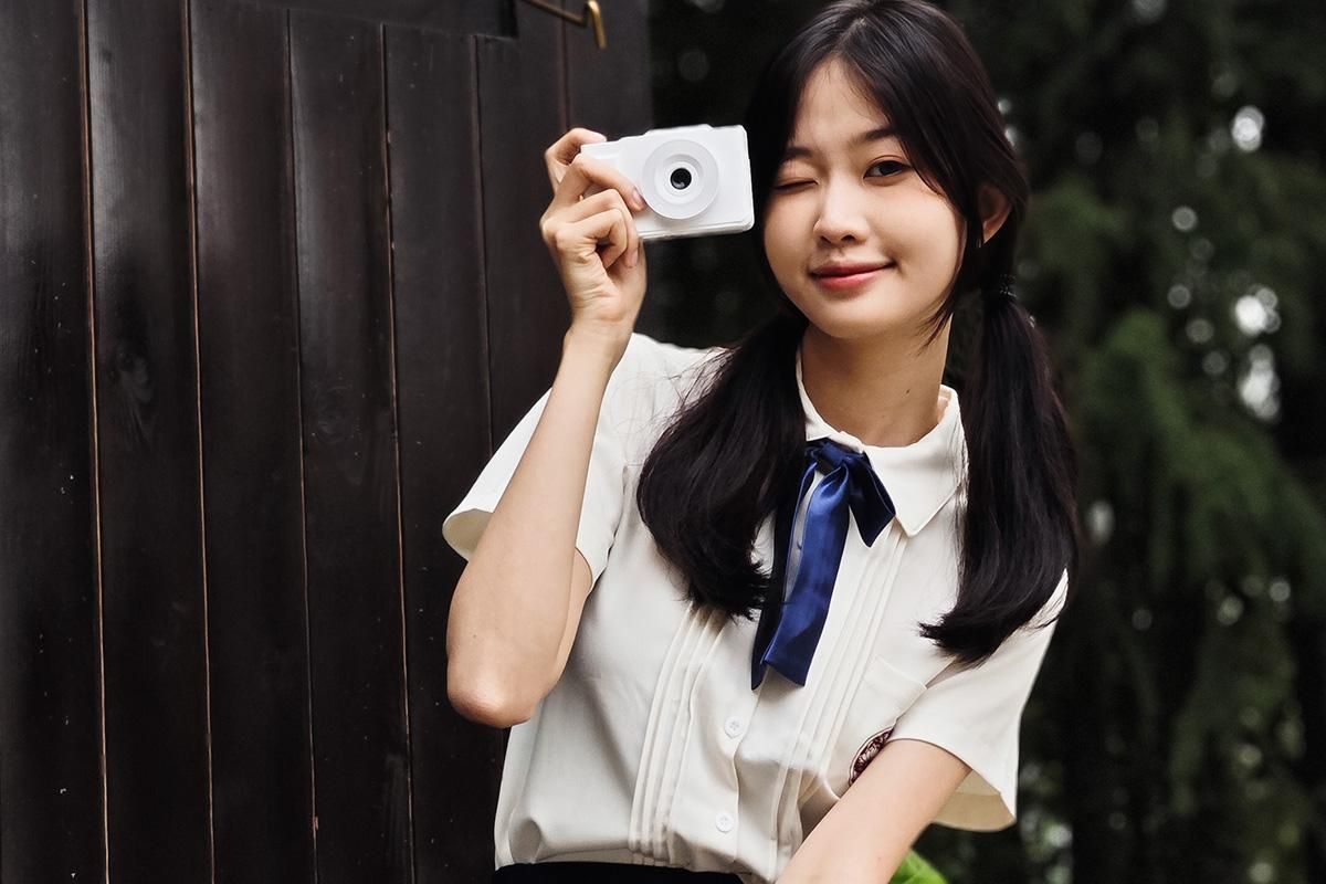 Digital Camera With 180 Degree Flip Screen 16X Digital Zoom Camera With 32G Memory Card -White - Image 2