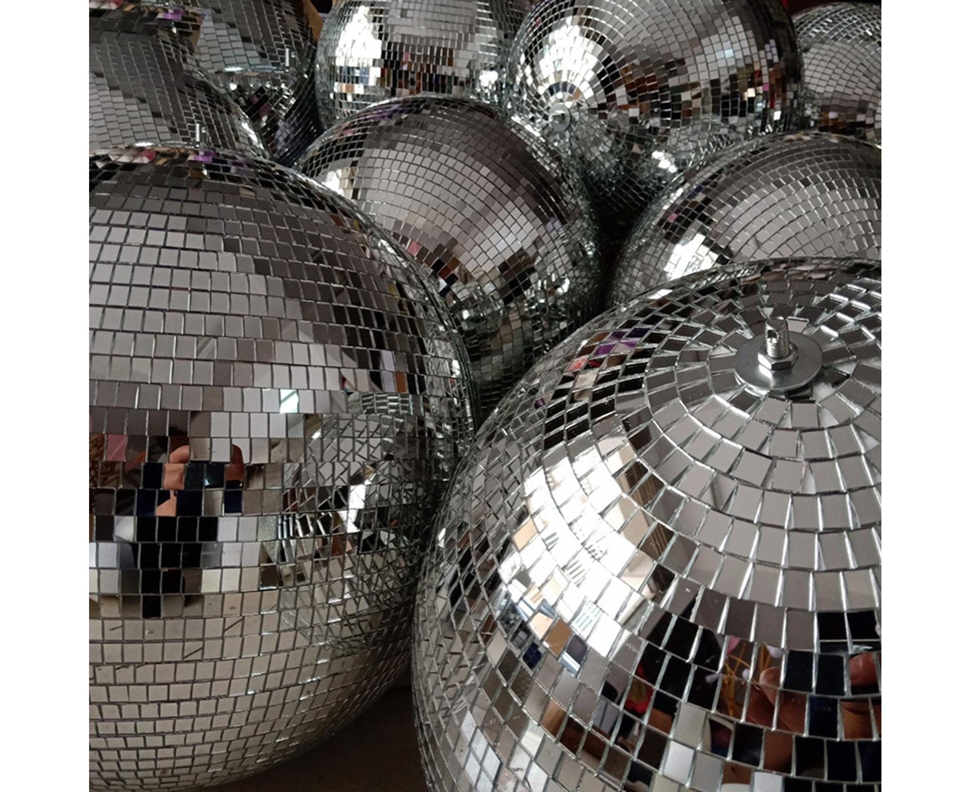 Silver Reflective Balls-Silver 10cm - Image 7