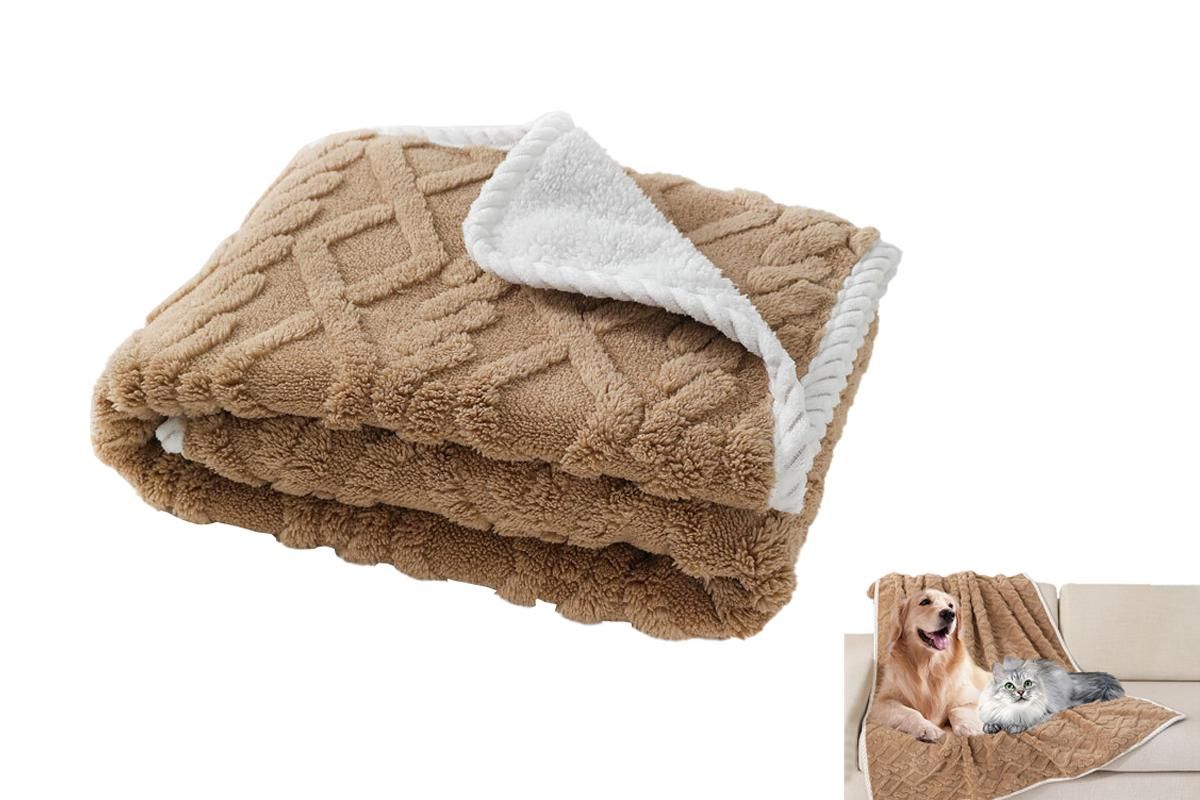 2pcs Pet Blanket for Couch Protection Water Resistance Cats Dogs Blanket for Furniture Protector-Khaki M - Image 3
