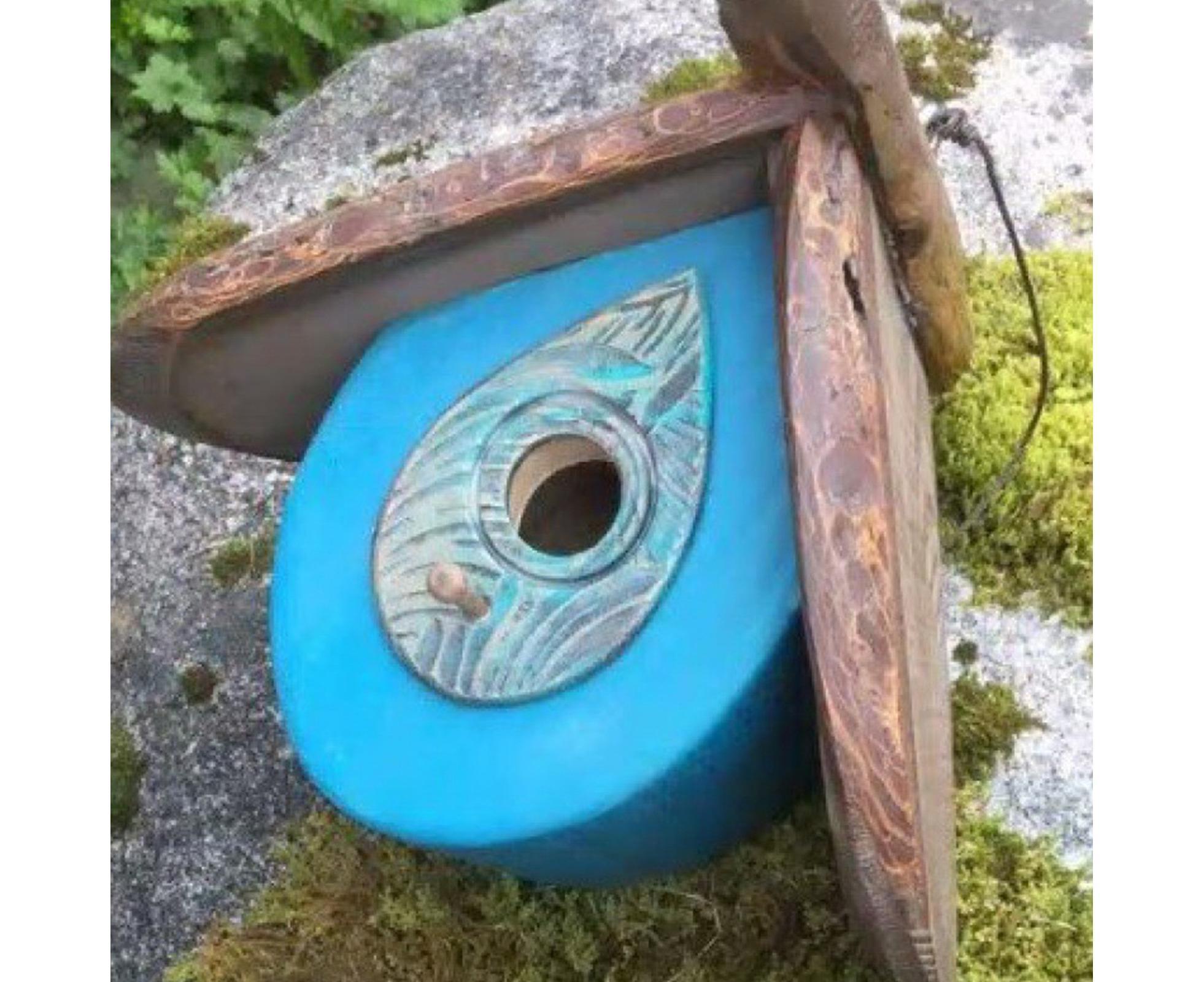 Creative Leaf Shape Bird House Beautiful Bright-colored Wood Bird Nest for Garden-Blue - Image 2