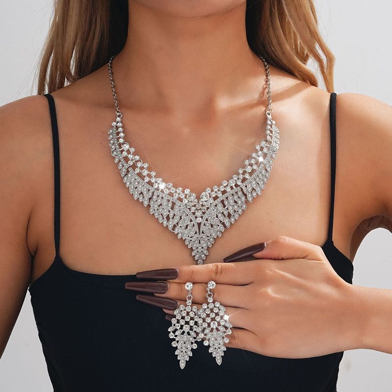 Affordable Luxury, Statement-Making Full-Diamond Necklace and Earring Set, Accessories for Banquets, Parties, and Weddings – Silver - Image 1