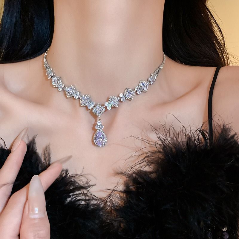 High-Brilliance Zircon Necklace and Earring Set, Evening, Wedding, and Party Jewelry for Women - Image 3