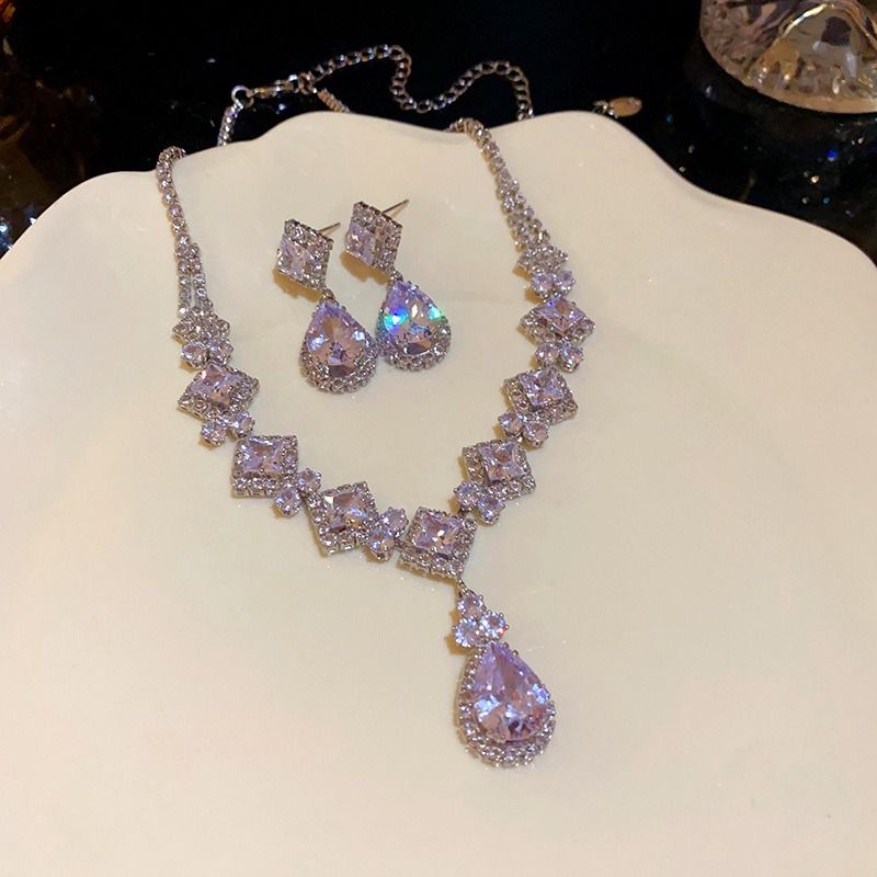 High-Brilliance Zircon Necklace and Earring Set, Evening, Wedding, and Party Jewelry for Women - Image 4