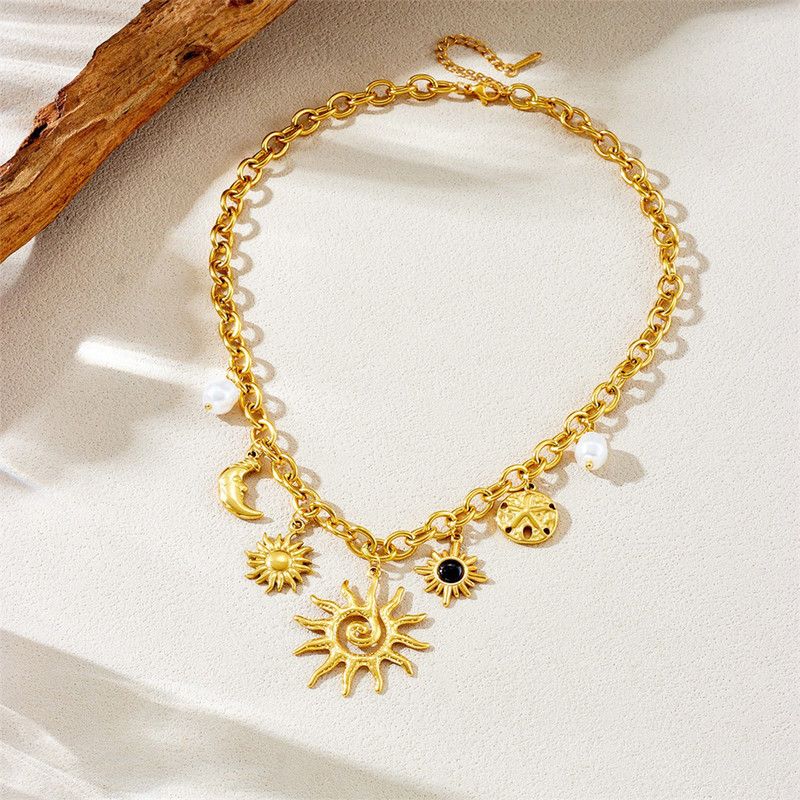 Bohemian-style multi-pendant necklace, gold-plated titanium Cuban chain, women's sun-and-moon pearl collar necklace - Image 4