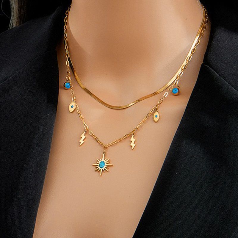Double-layered bohemian-style necklace, 18K gold-plated titanium choker with eye and lightning bolt pendants - Image 3