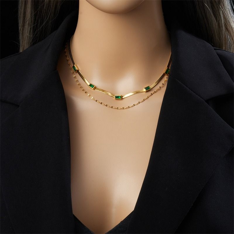 Zirconia Blade Chain Double-Layer Necklace, Gold-Plated Titanium Steel Women's Vintage-Style Luxury Necklace - Clear - Image 4