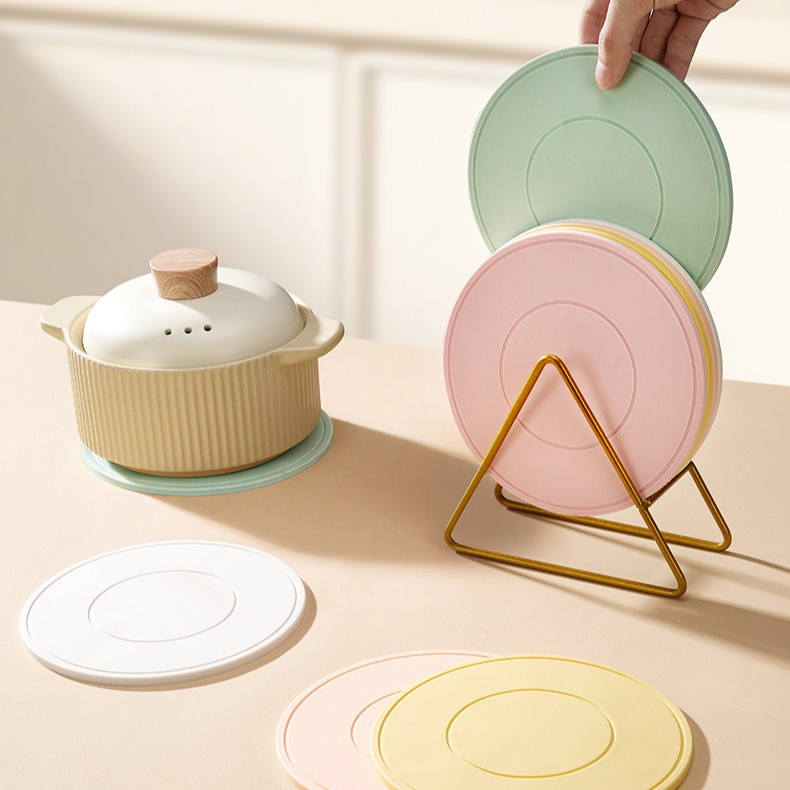 Food-Grade Silicone Heat-Resistant Trivet, 16cm Non-Slip Table Mat, Snowflake Hollow Hot Pot Coaster—White - Image 6