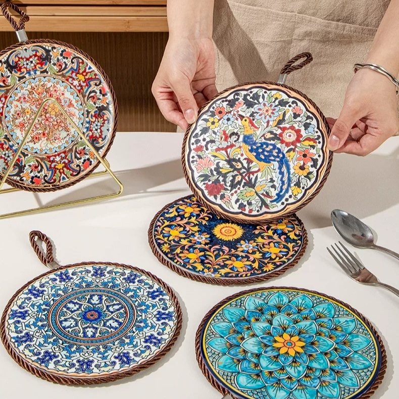 4-Pack - Chinese Retro Ceramic Trivet, Heat-Resistant, Non-Scratch Coaster with Cork Base, 17cm Round Table Mats - Blue-and-White Porcelain Pattern - Image 2