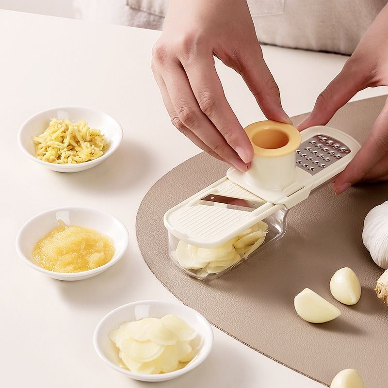 3-in-1 Multi-Functional Stainless Steel Slicer, Shredder, and Grinder—Green - Image 3