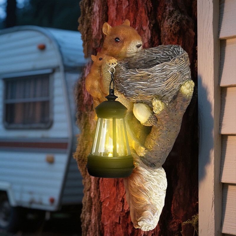 Retro Squirrel Lantern Solar-Powered Outdoor Wall Light, Solar-Powered with Light Sensor, Outdoor Garden and Courtyard Wall Decor, Balcony and Tree-Mounted Ambiance Night Light, Courtyard Statue and Ornament - Image 7