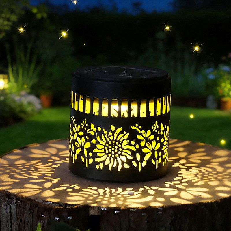 Solar-Powered Wrought Iron Sunflower-Patterned Openwork Projection Light, Courtyard and Garden Mood Light, Outdoor Waterproof Wrought Iron Garden Light, Lawn Night Light - 2-Pack - Image 2