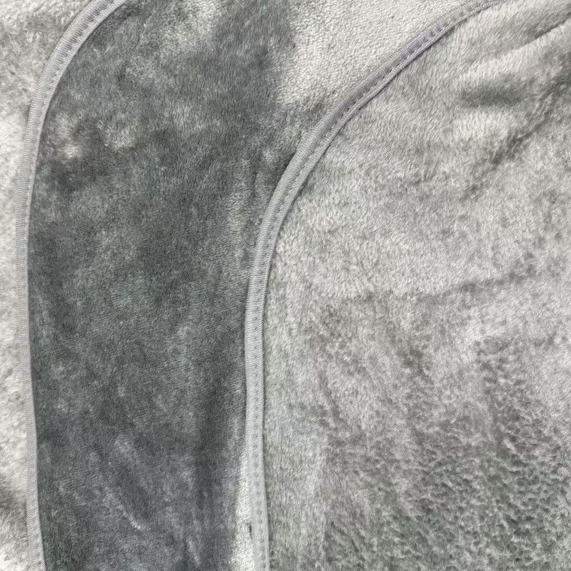 Insulated Winter Horse Blanket with Pest Repellent - Image 4
