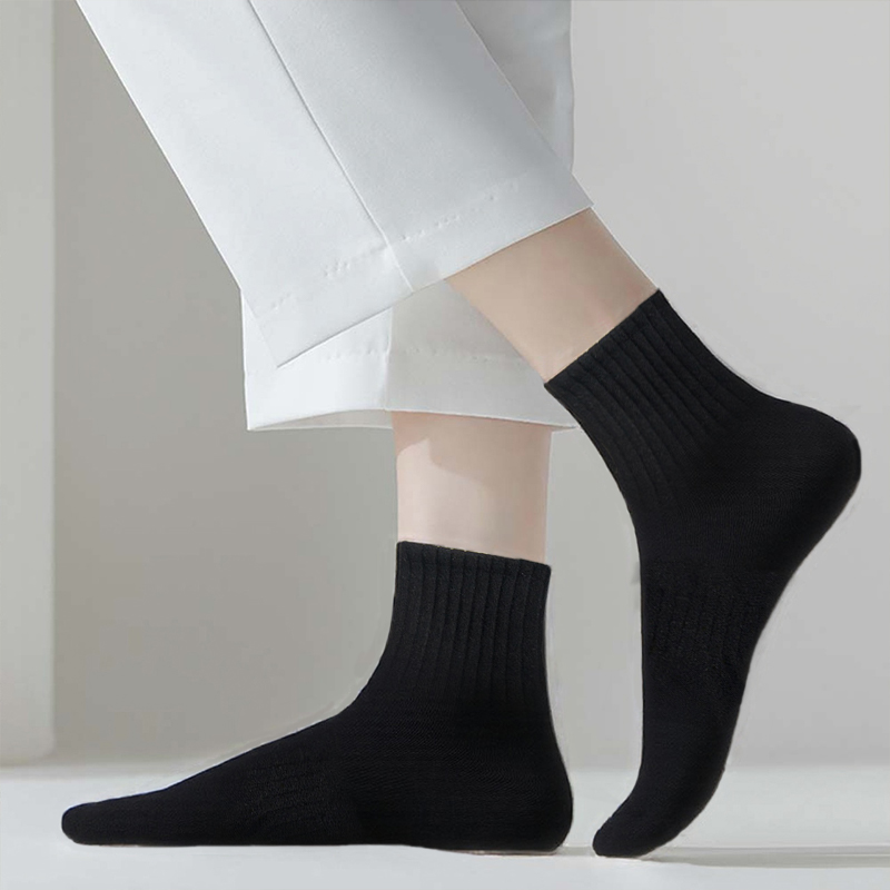Mid-Calf Socks - 5-Pair Pack - Women's Socks - Men's Socks - Striped Socks - Solid Color Socks - Sports Socks - Image 4