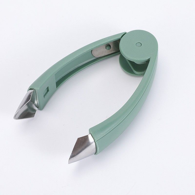 Stem Remover Tool for Strawberry, V Shape Fruit Huller Clip, Portable Berry Leaf Corer Picker for Kitchen-Green - Image 1