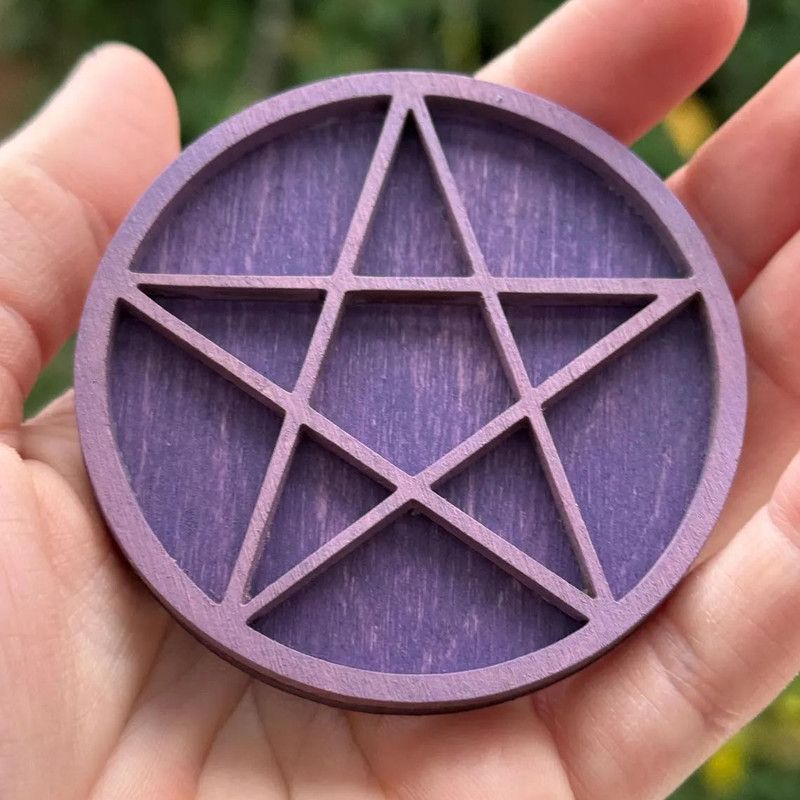 Wooden display stand for mini curiosities,Five-pointed star - Image 1