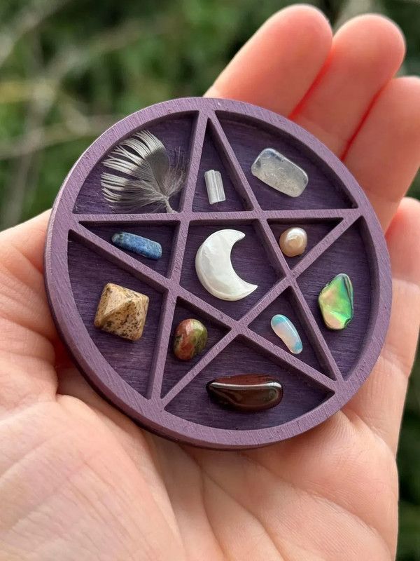 Wooden display stand for mini curiosities,Five-pointed star - Image 2