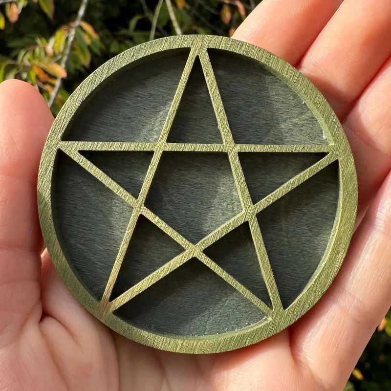 Wooden display stand for mini curiosities,Five-pointed star - Image 1