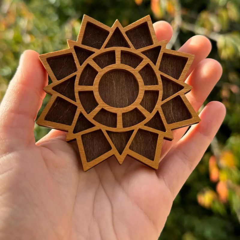 Wooden display stand for mini curiosities,Mandala - Image 2