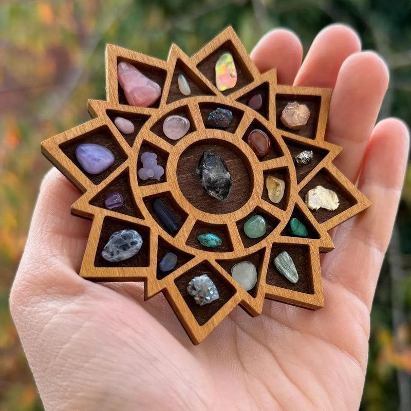 Wooden display stand for mini curiosities,Mandala - Image 3