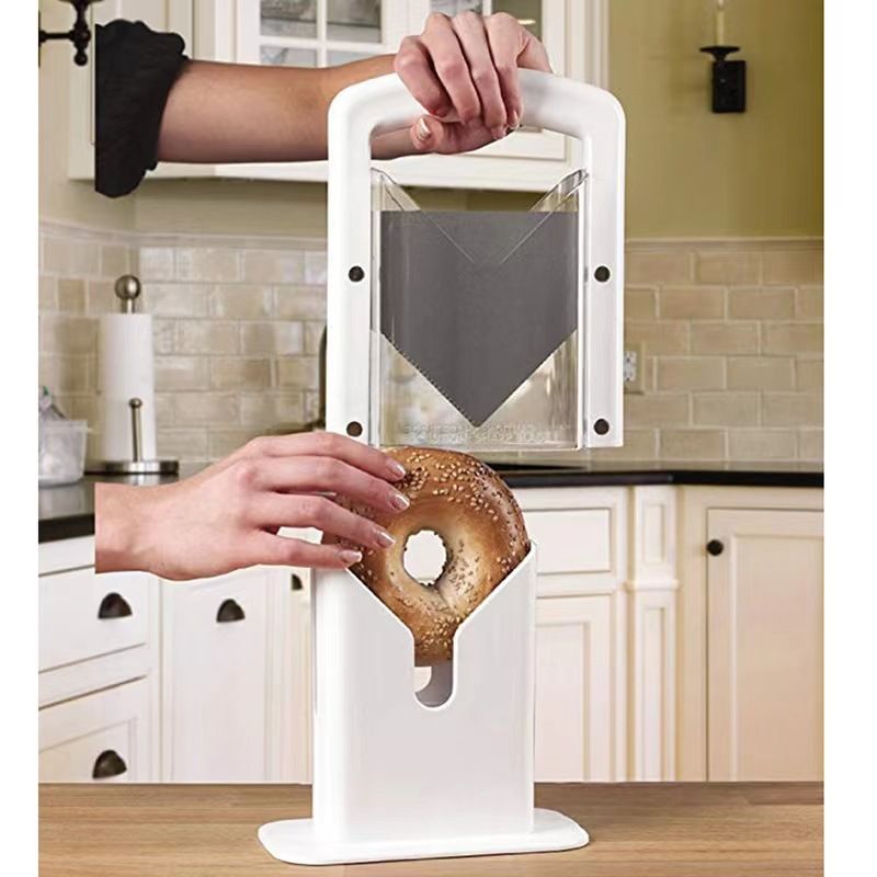 Bread Slicer, Kitchen Tool for Even Slicing - Image 4