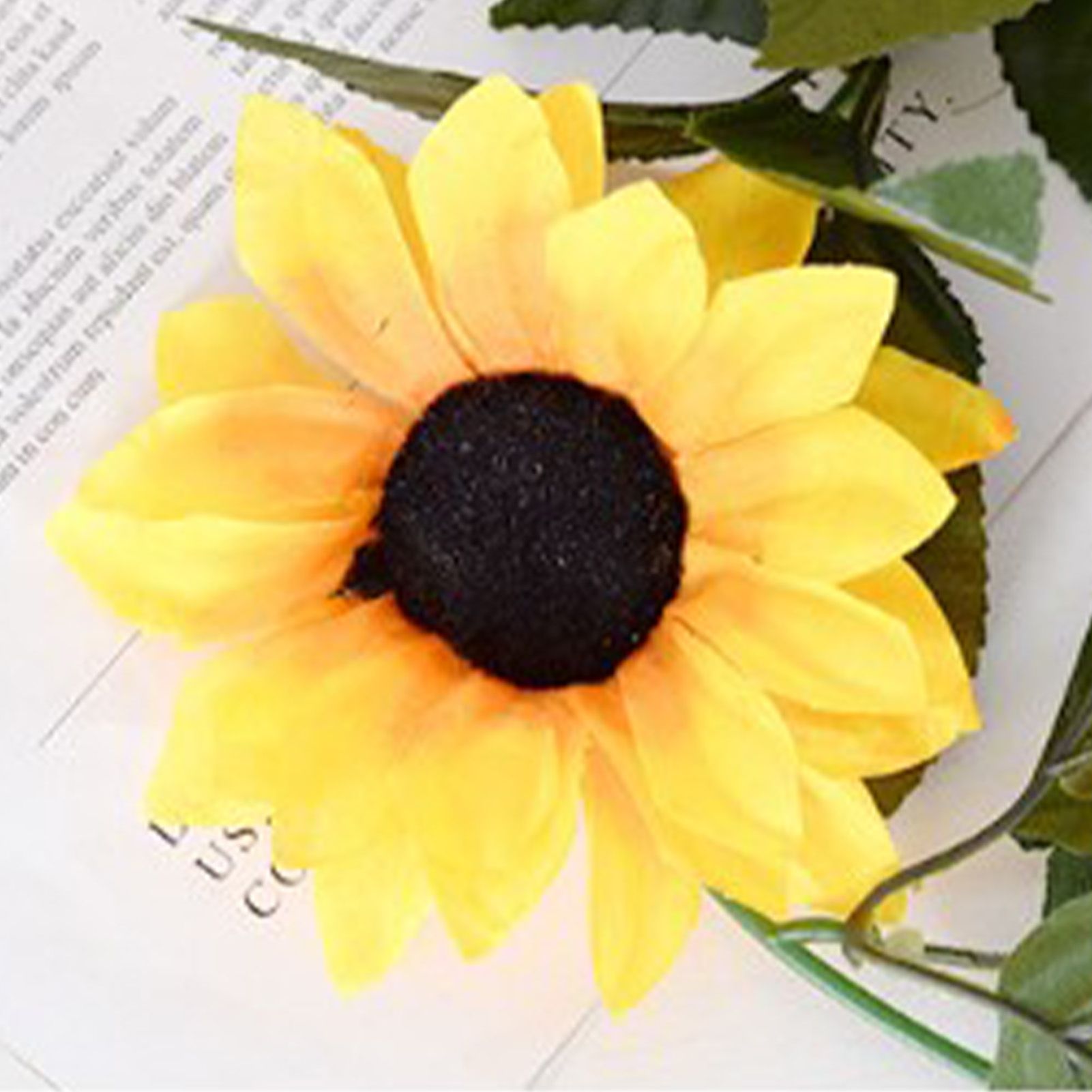 Artificial Sunflower Vines 200cm Length Lifelike Details Bright Colors Sunflower Garland for Parties Gardens Fences - Image 7