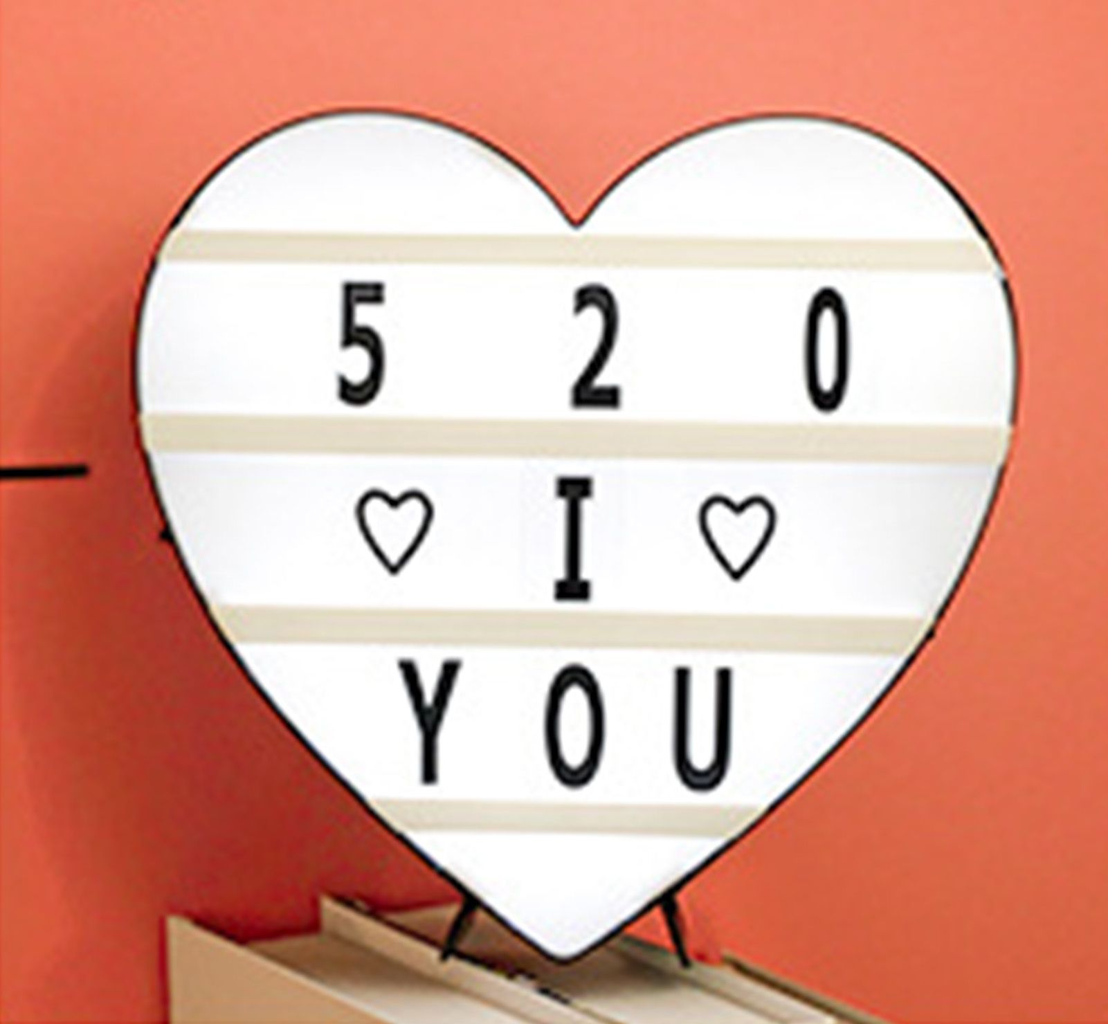 Cinema Light Box Black Heart Shaped LED Light Up Light Box with Coloured Alphabet Stickers - Image 5