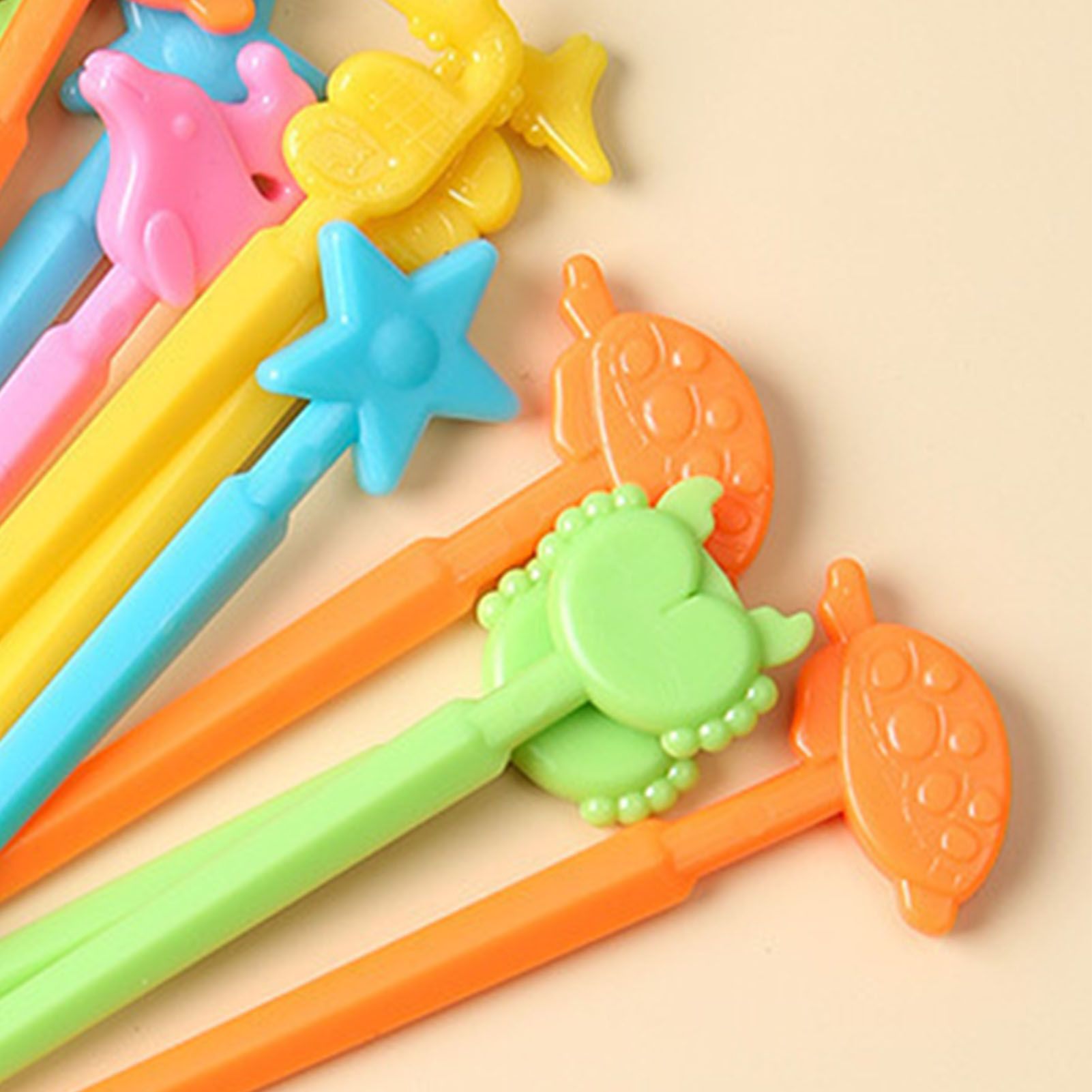 50 PCS Home Cartoon Fruit Fork Innovative Cute Animal Shape Plastic Children Bento Fruit Fork Set - Image 7