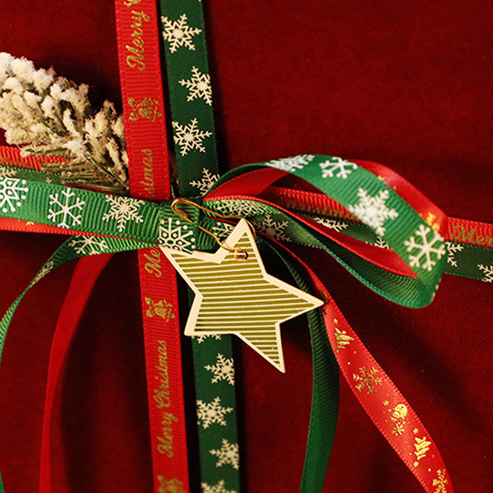 Red Velvet New Year's Gift Box Christmas Eve Apple Decoration - Image 8