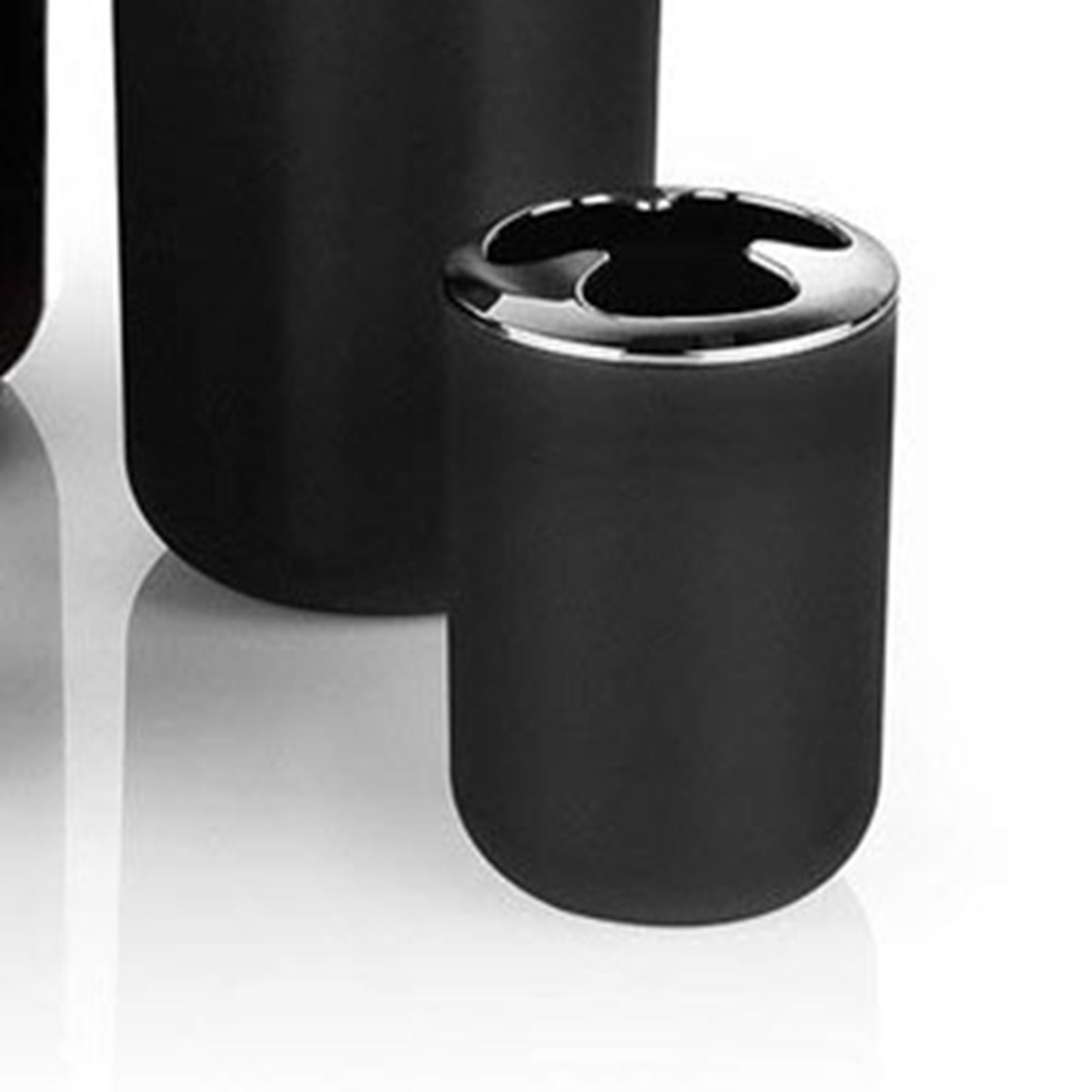 Trash Can Toothbrush Holder Set Toilet Brush Soap Box Lotion Dispenser Black Hotel Bathroom Accessories - Image 6