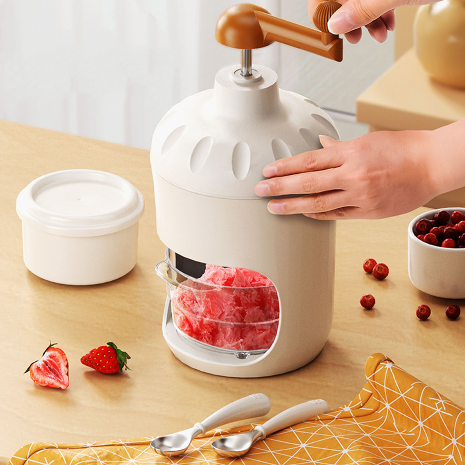 Hand Crank Shaved Ice Machine Stainless Steel Blades Safe Portable Ice Crusher for Home Restaurants Cafes Food Stalls - Image 5