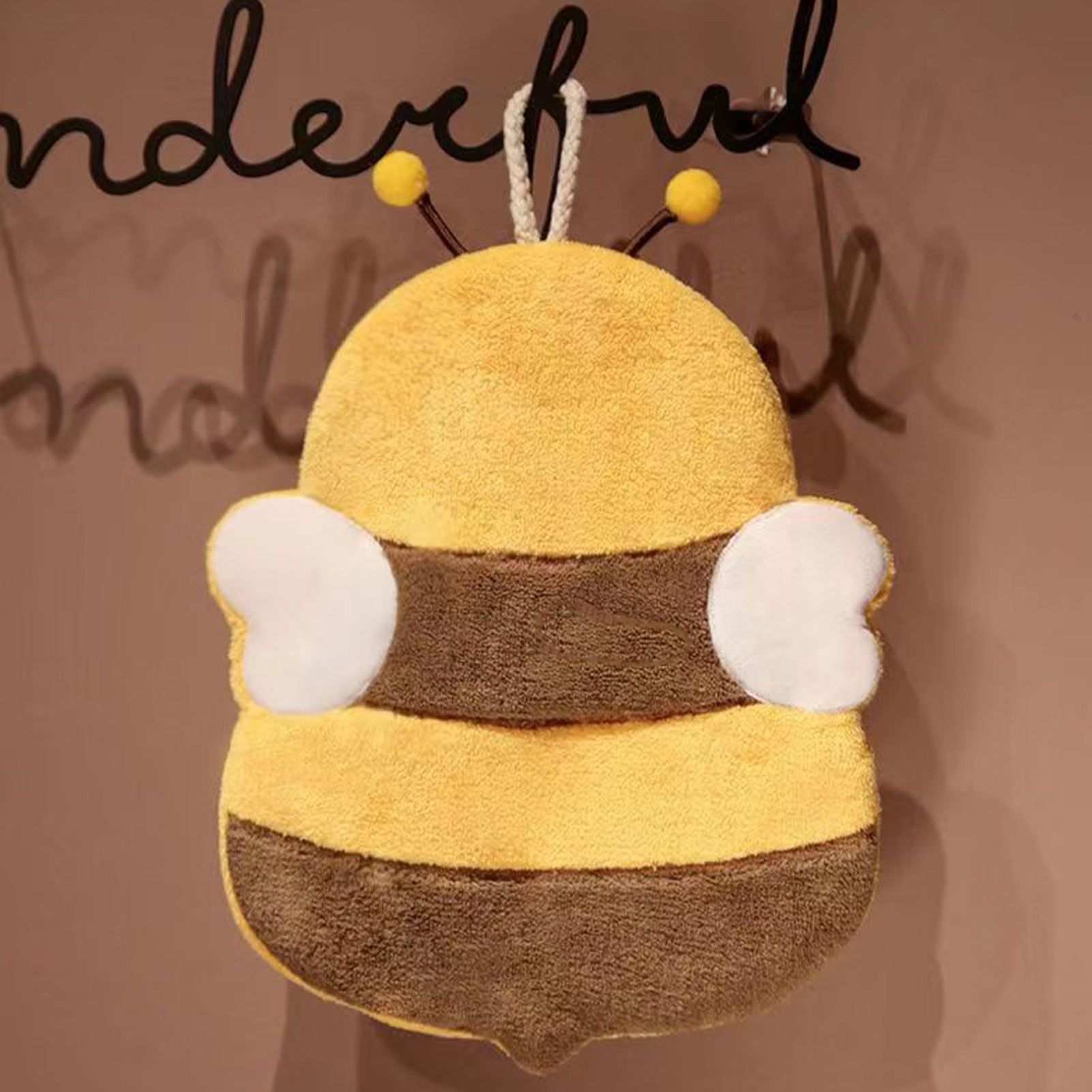Hand Towel Thickened Cute Cartoon Animal Pattern Absorbent Hanging Kitchen Towel for Kids Home Bee Pattern - Image 6