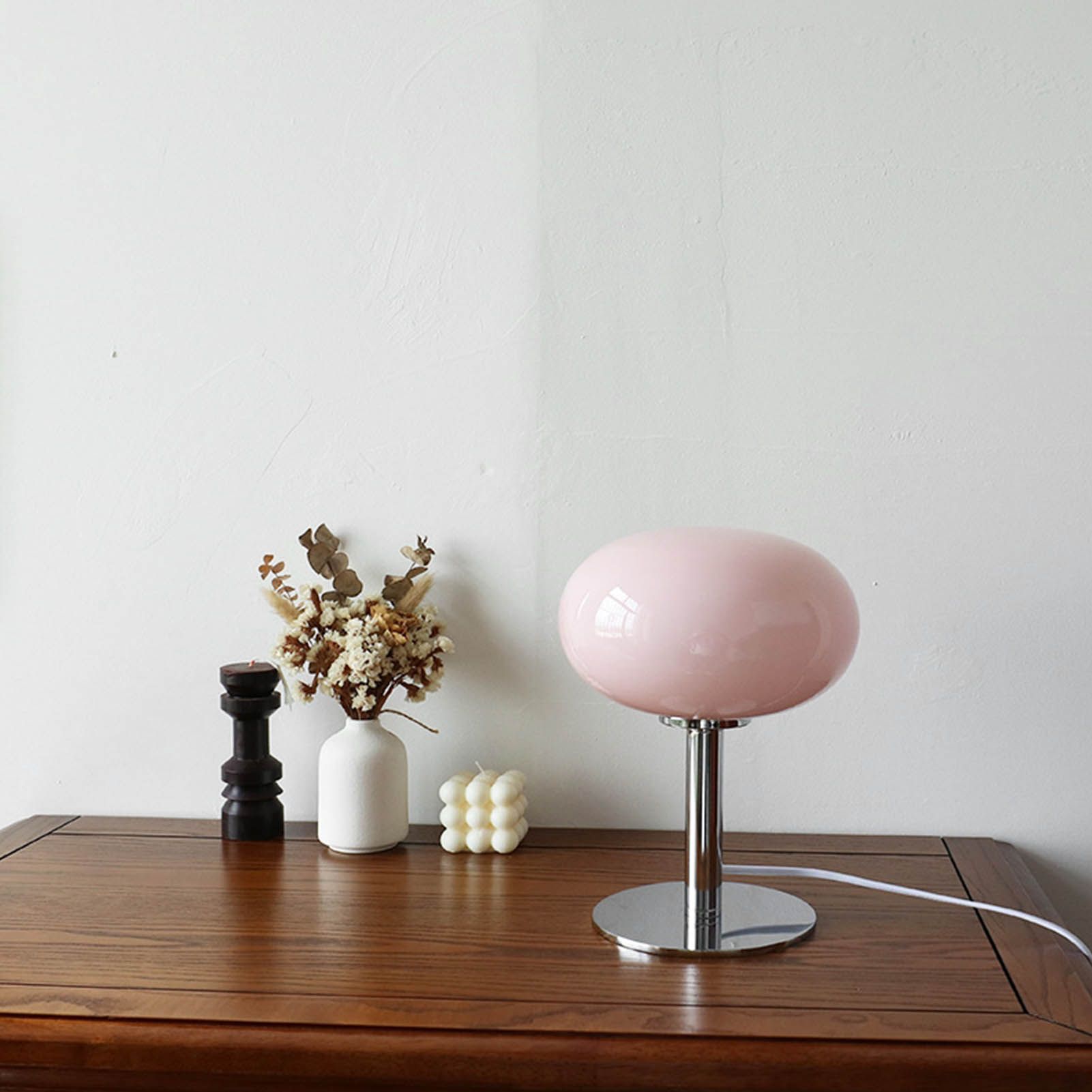 Bedside Table Lamp Iron Base Cute Shape Simple Modern Elegant Nightstand Lamp for Home Button Switch Pink - Image 5