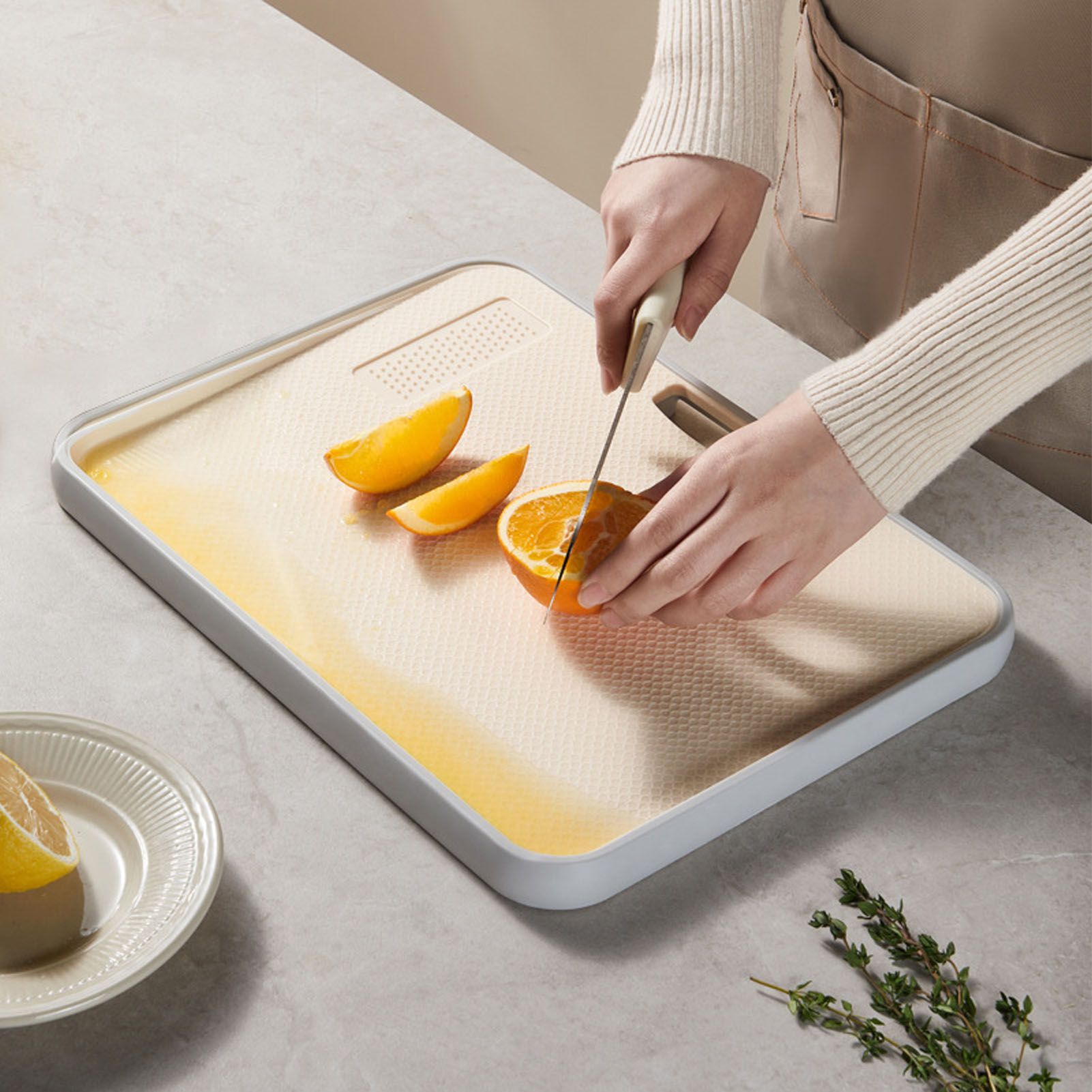 Double Sided Cutting Board Double Sided Non Slip Household Cutting Vegetables Fruits Cutting Board M(22x30cm / 8.7x11.8in) - Image 5