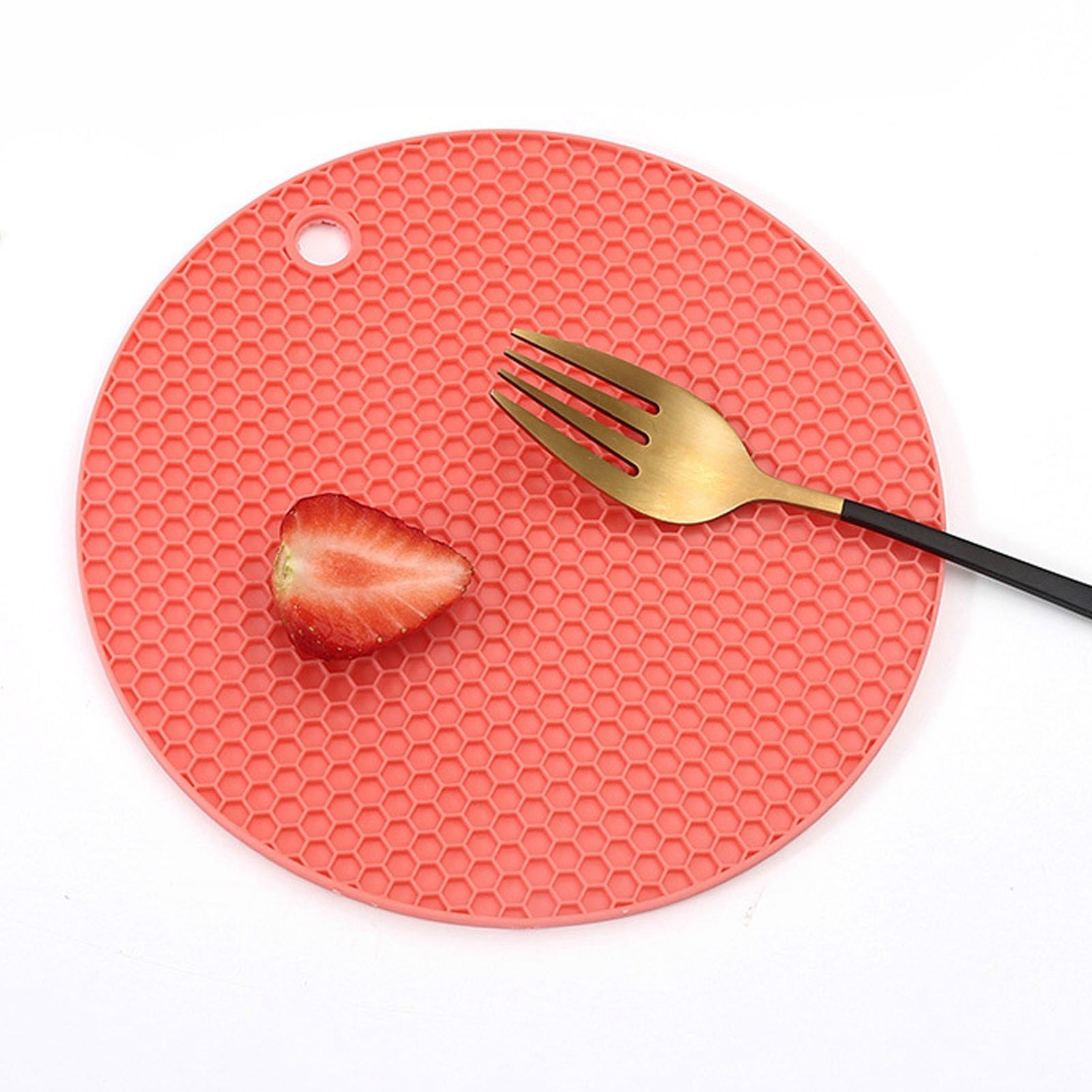 Heat Resistant Mat Silicone Slip Proof Round 17cm Heat Insulation Pad for Kitchen Countertop - Image 7