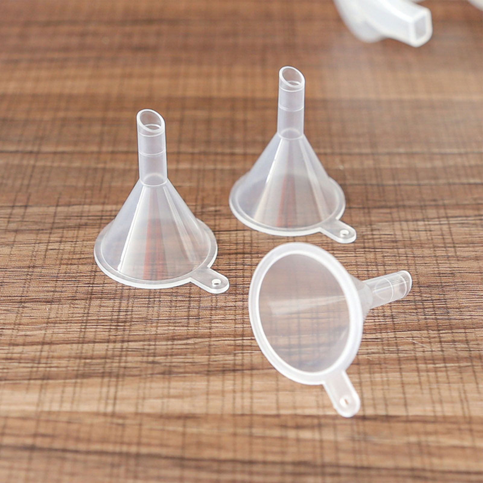 Mini Funnel Clear Wide Mouth Plastic Multi Purpose Dishwasher Safe Small Funnel for Lab Bottle Perfume Spice Powder - Image 5