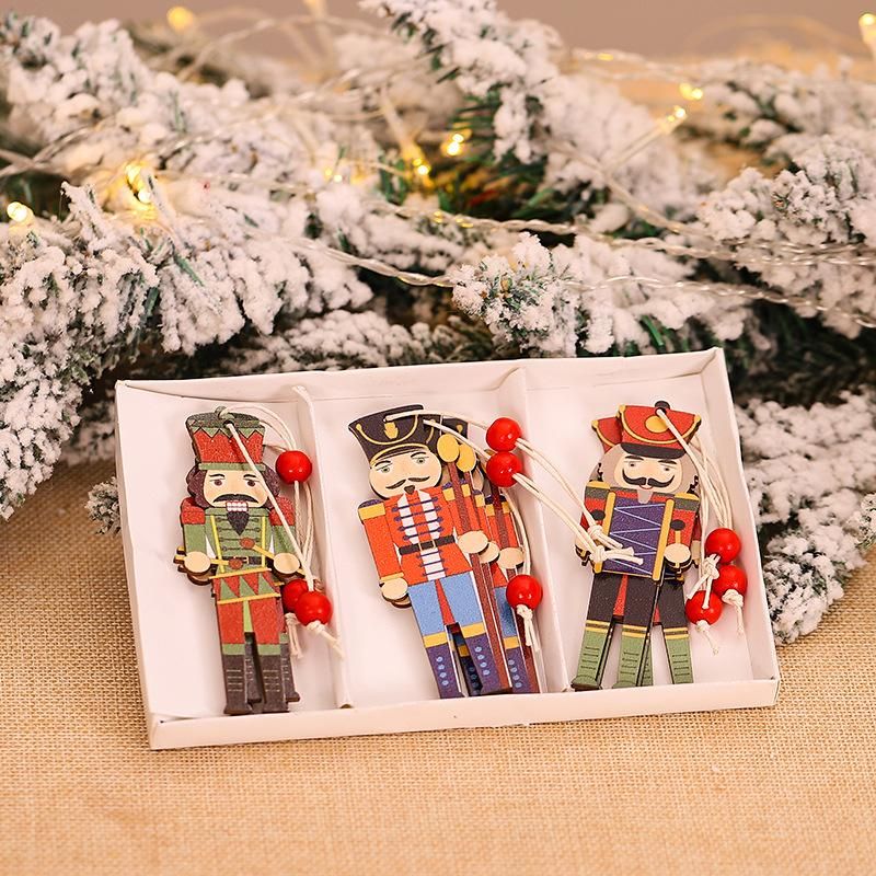 Christmas Tree Nutcracker Pendant Christmas Wood Walnut Soldier Hanging Decoration for Xmas Party Wall Fireplace Window - Image 3