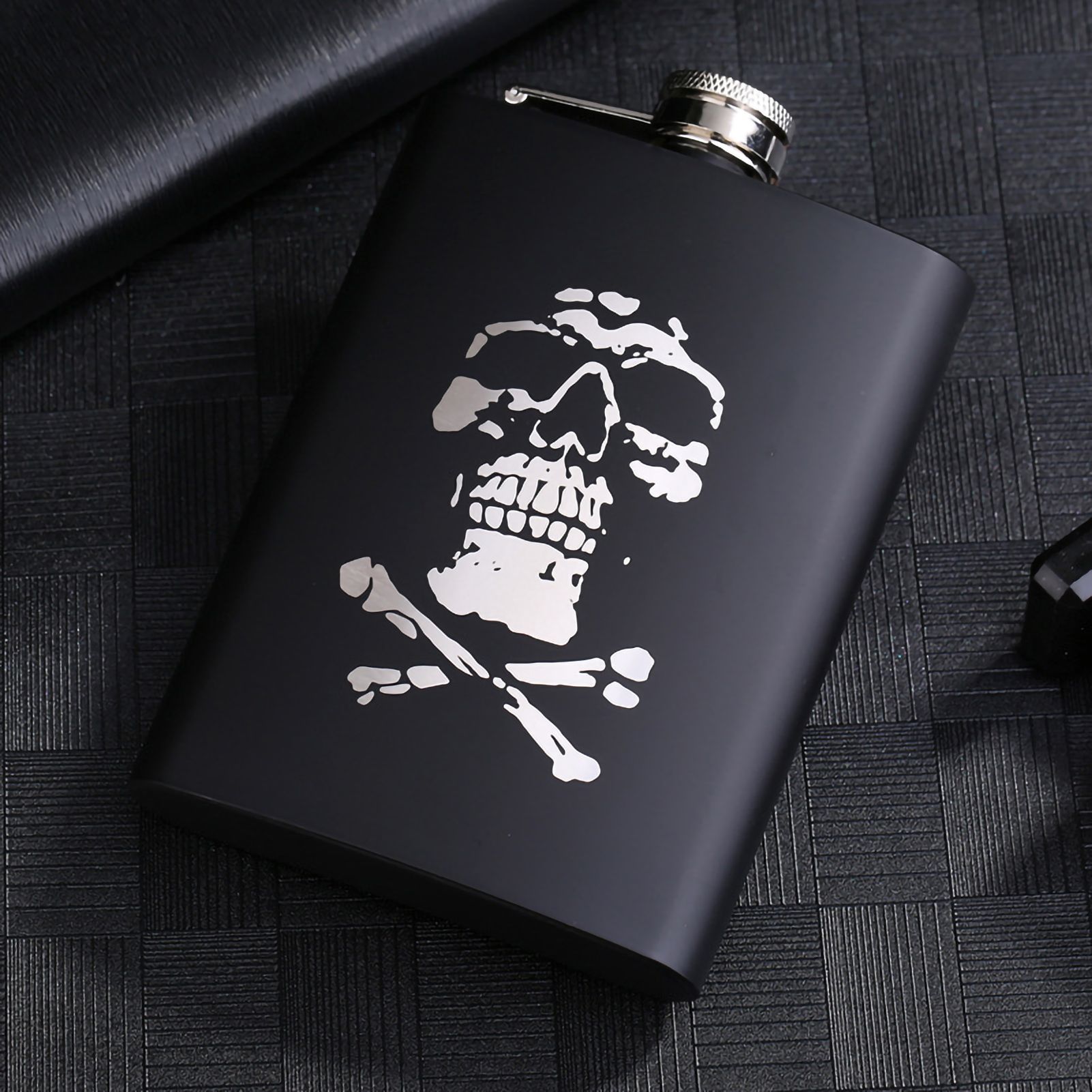 8OZ Black Matte Whisky Bottle Wine Pot Portable Flagon Stainless Steel Flask for Outdoor Travel1862843WT Skull D - Image 1