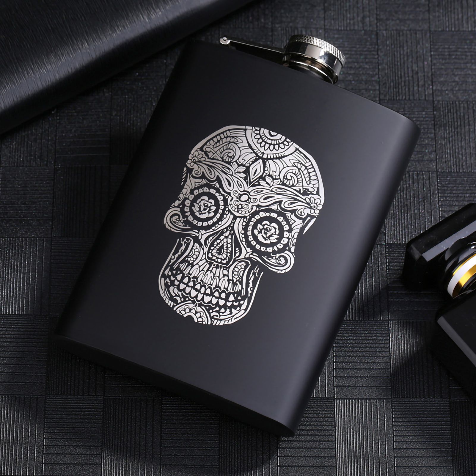 8OZ Black Matte Whisky Bottle Wine Pot Portable Flagon Stainless Steel Flask for Outdoor Travel1862844WT Skull A - Image 1