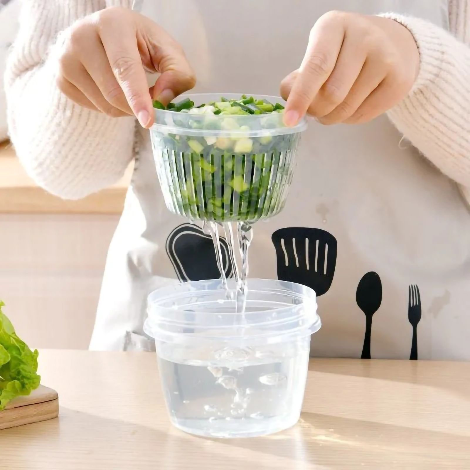 Kitchen Storage Containers Small Drain Basket Kitchen Drain Sealed Box Refrigerator Organizer Containers with Lid - Image 2