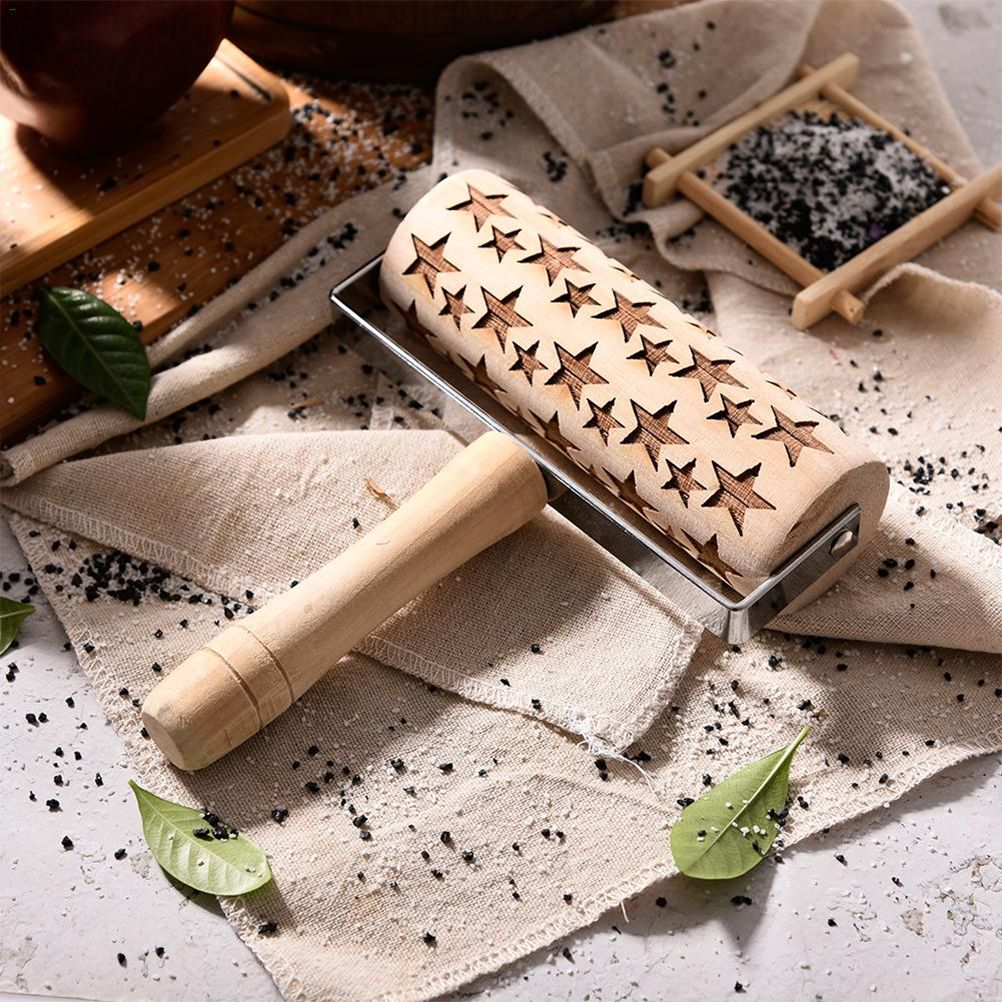 Snowflakes Elk Printing Rolling Pin Engraved Rolling Pin Hand Held Wooden Baking Tool - Image 2