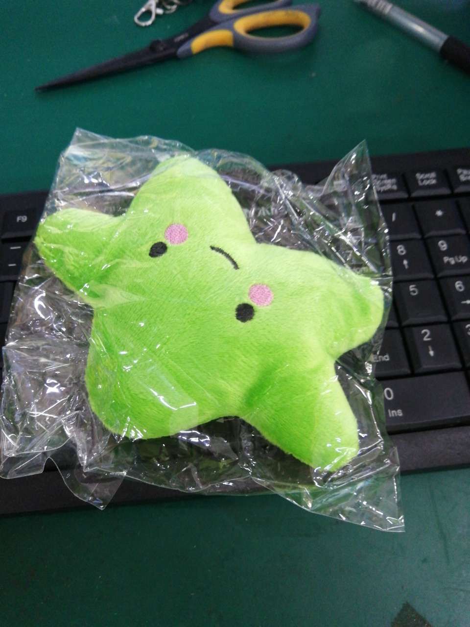Pet Dog Chew Toy Plush Star Shaped Soft Cute Dog Cat Chew Puppy Toys - Image 6