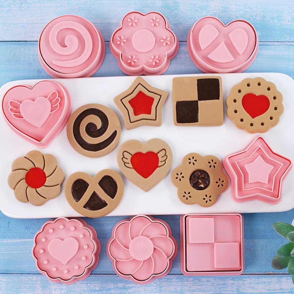 8Pcs 3D Biscuit Cutters Cartoon Dinosaur Fruit Vegetable Birthday Biscuit Mould Baking Mould Hand Press Biscuit Stamp - Image 5