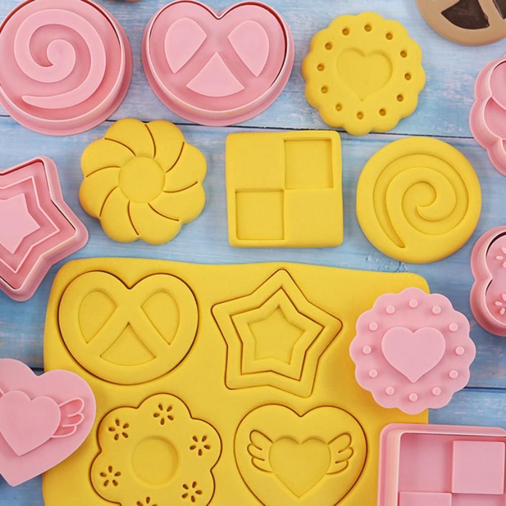 8Pcs 3D Biscuit Cutters Cartoon Dinosaur Fruit Vegetable Birthday Biscuit Mould Baking Mould Hand Press Biscuit Stamp - Image 8