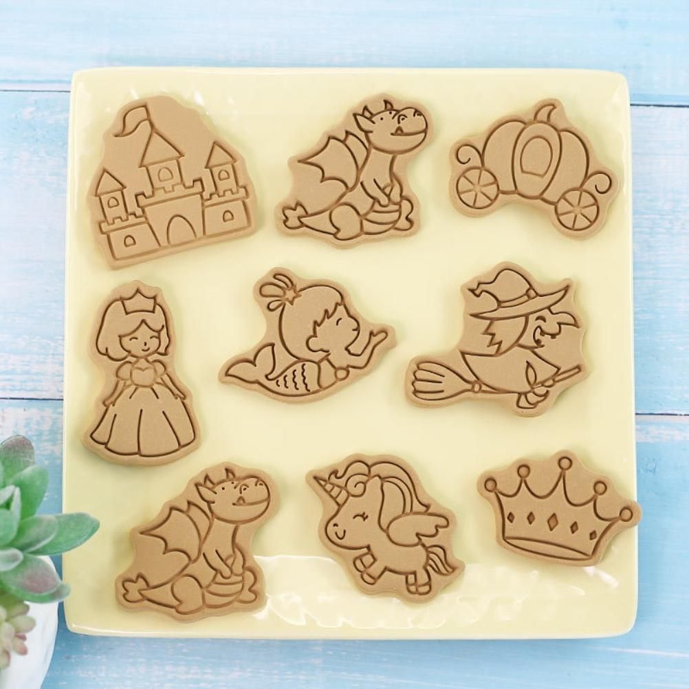 8Pcs 3D Biscuit Cutters Cartoon Dinosaur Fruit Vegetable Birthday Biscuit Mould Baking Mould Hand Press Biscuit Stamp - Image 6
