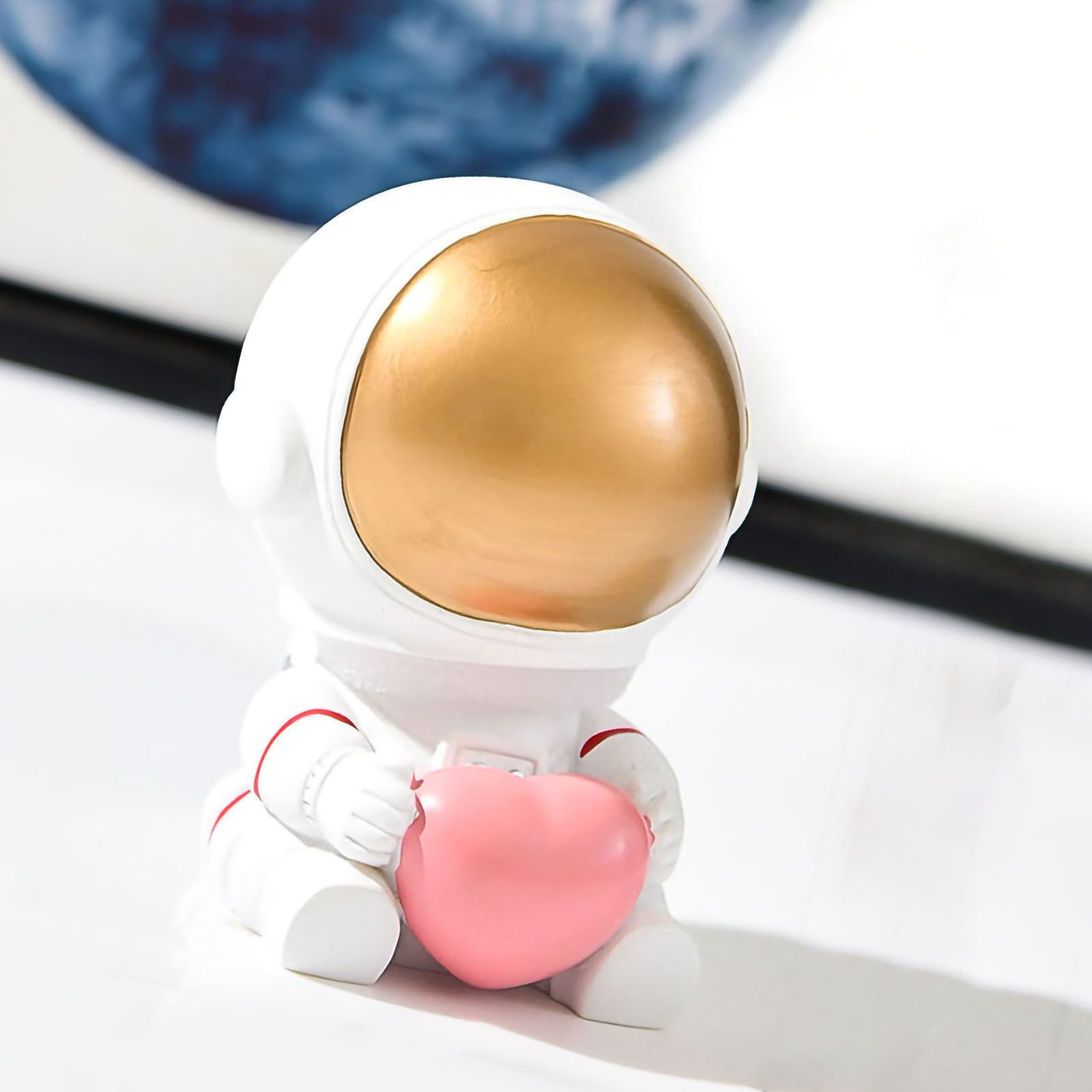Astronaut Ornaments Space Traveler Sculpture Statue Model for Home Bookcase Desktop Decoration Creative Birthday Gift MYY2020-11A - Image 3