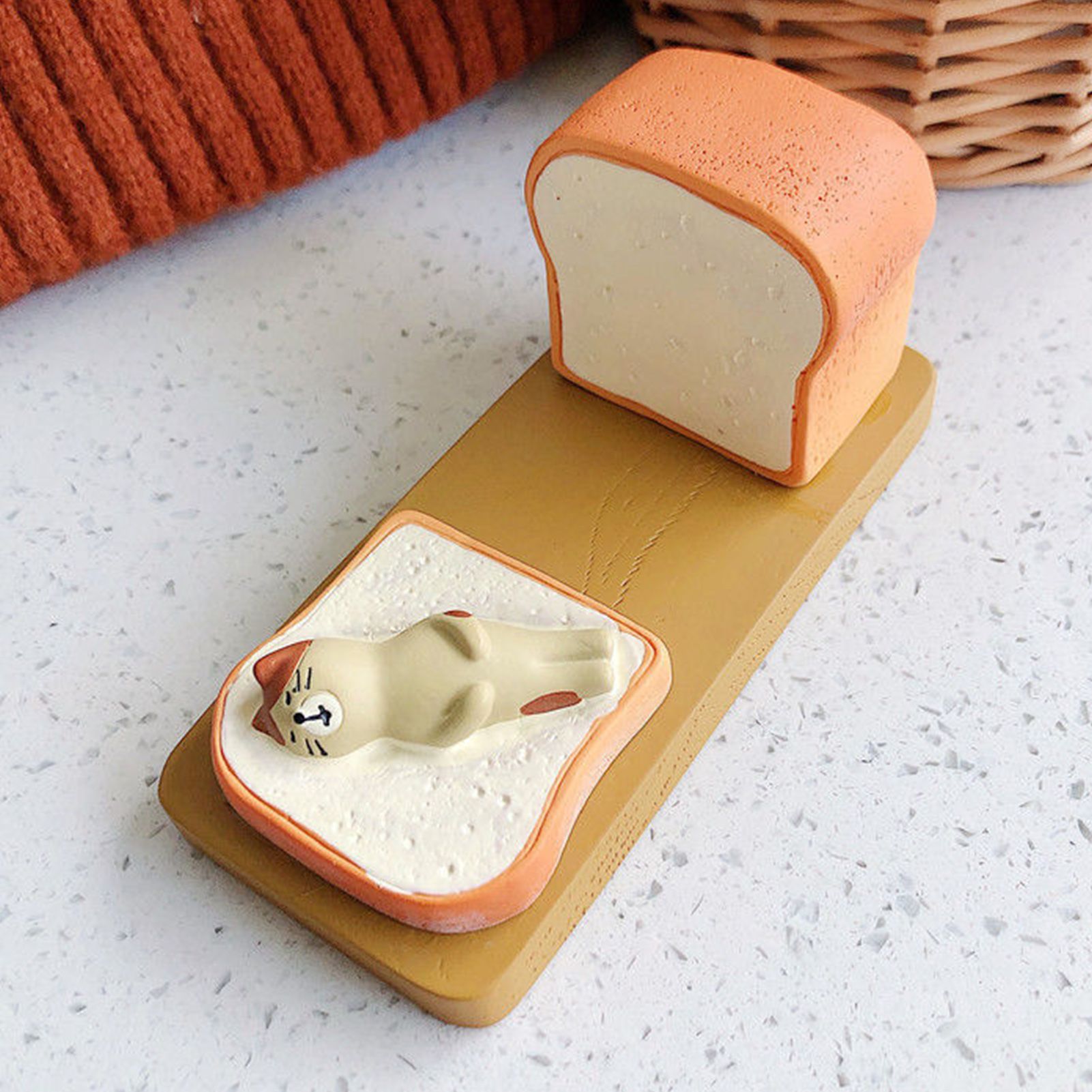 Toast Tablet Stand Holder Resin Cute Fun Desktop Cell Phone Stand Holder for Watching Dramas Square Toast Cat Holder - Image 2