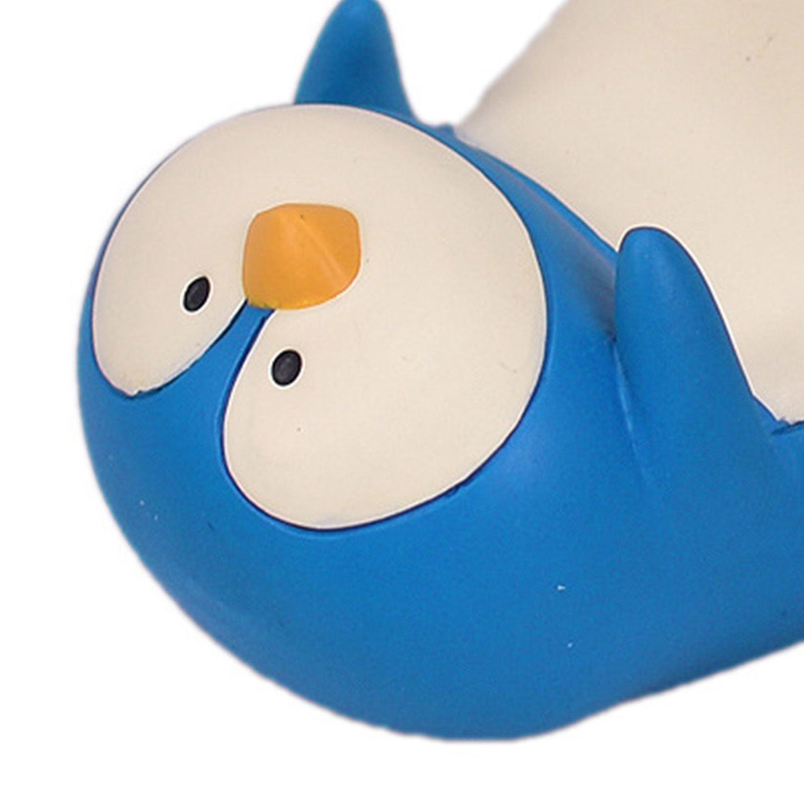Resin Tablet Desktop Stand Cute Comfortable Portable Desktop Cell Phone Stand Holder for Watching Dramas Penguin - Image 3