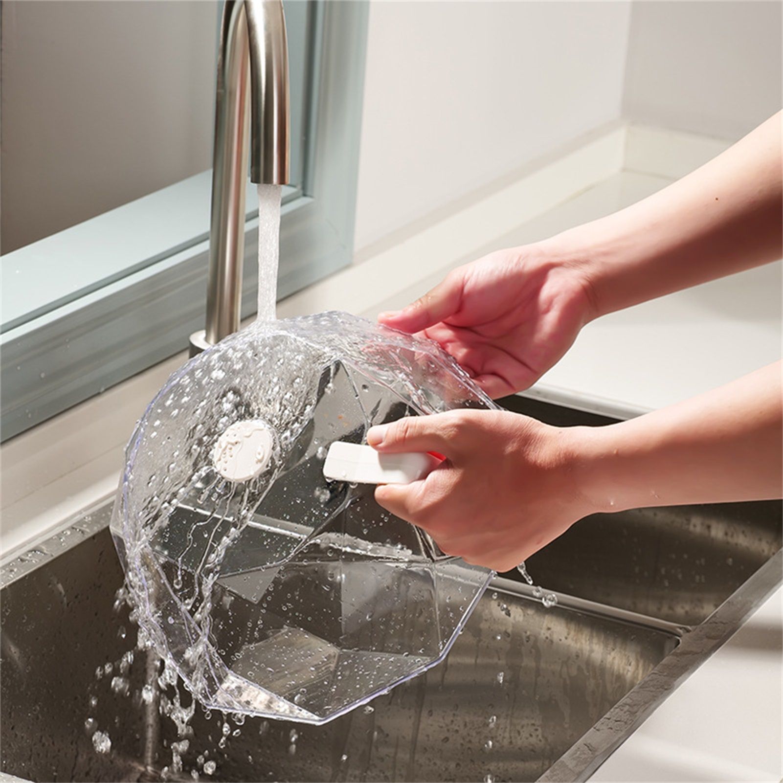 Geometric Microwave Splatter Cover Food Plate Lid with Steam Vents Handle Dustproof for Tray Pan Bowl White - Image 2